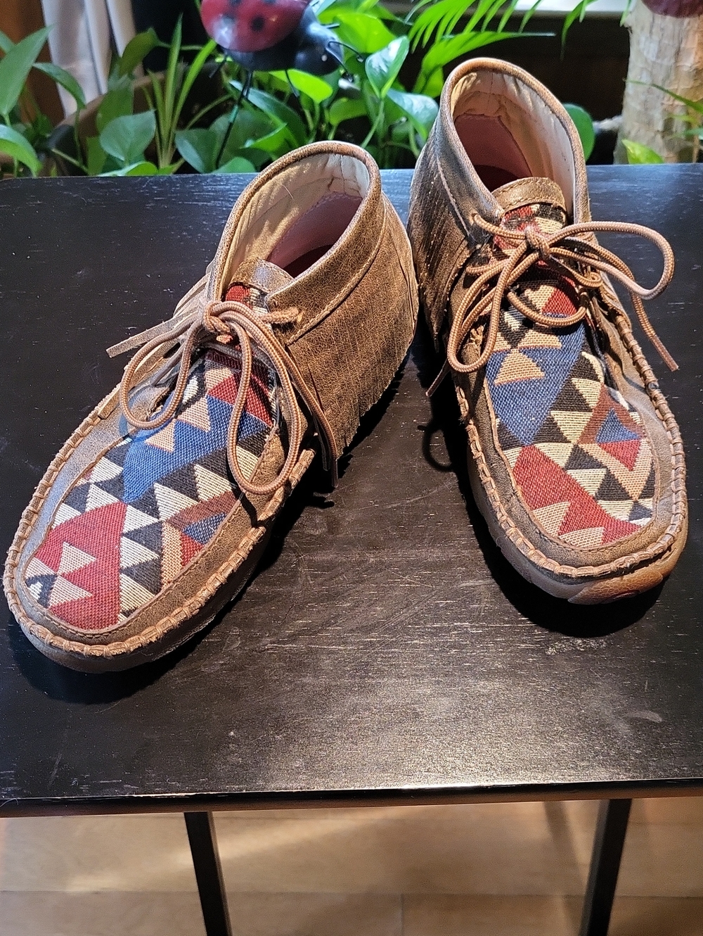 Twisted X Casual Moccasin Lace-Up Shoes in Tan with Geo Pattern